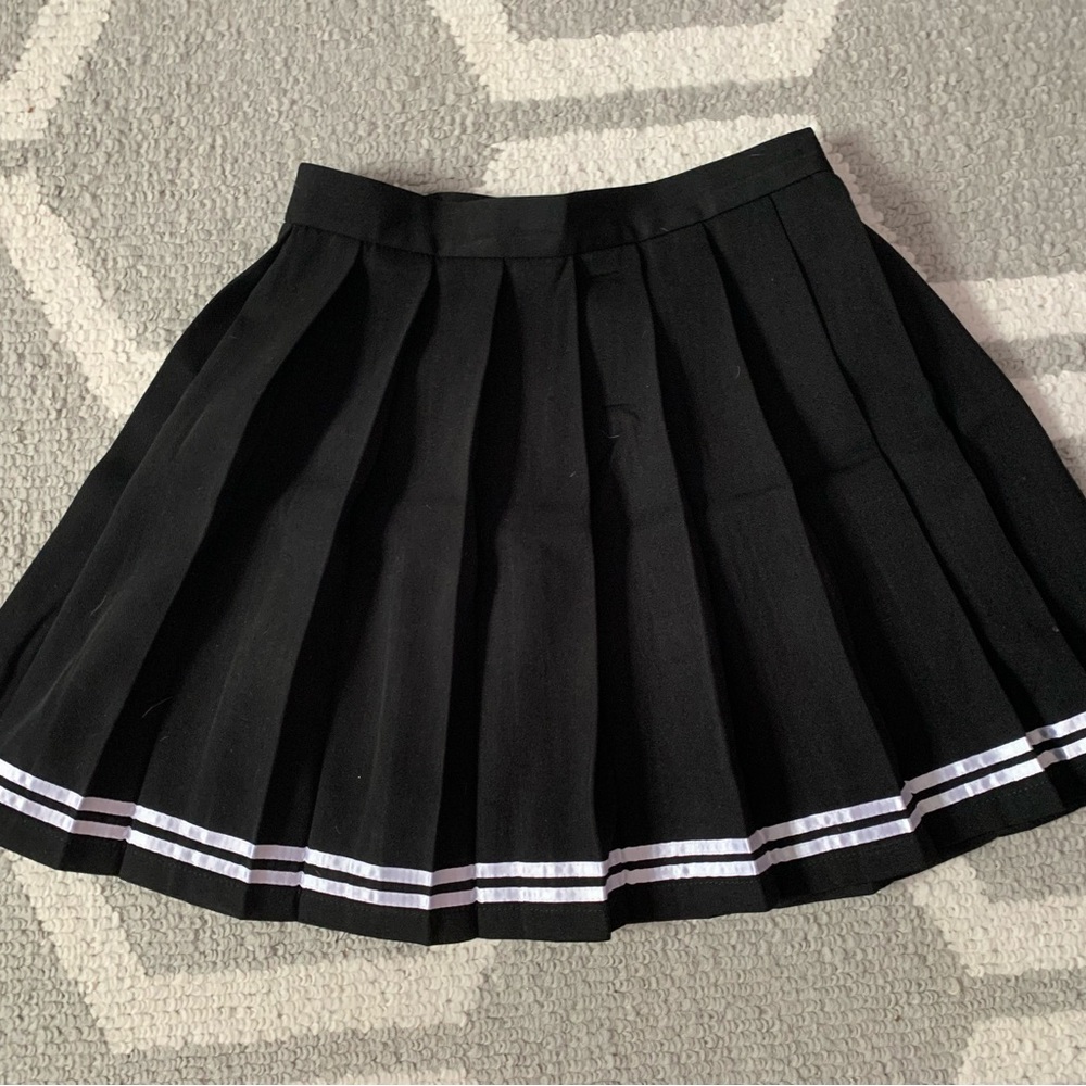 black ‘kawaii’ mini skirt